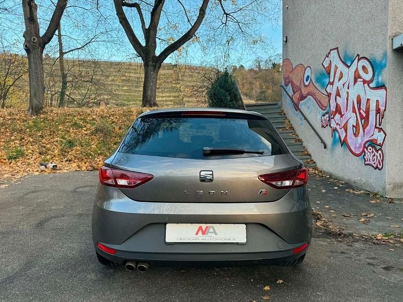Second-hand Seat Leon FR 140 CP (102 kW) 2014 Gri Berlinǎ