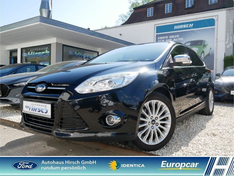 Schwarz Gebraucht 2012 Ford Focus Titanium Limousine | 6.750 € (Etwas zu teuer) - Bild 1/4