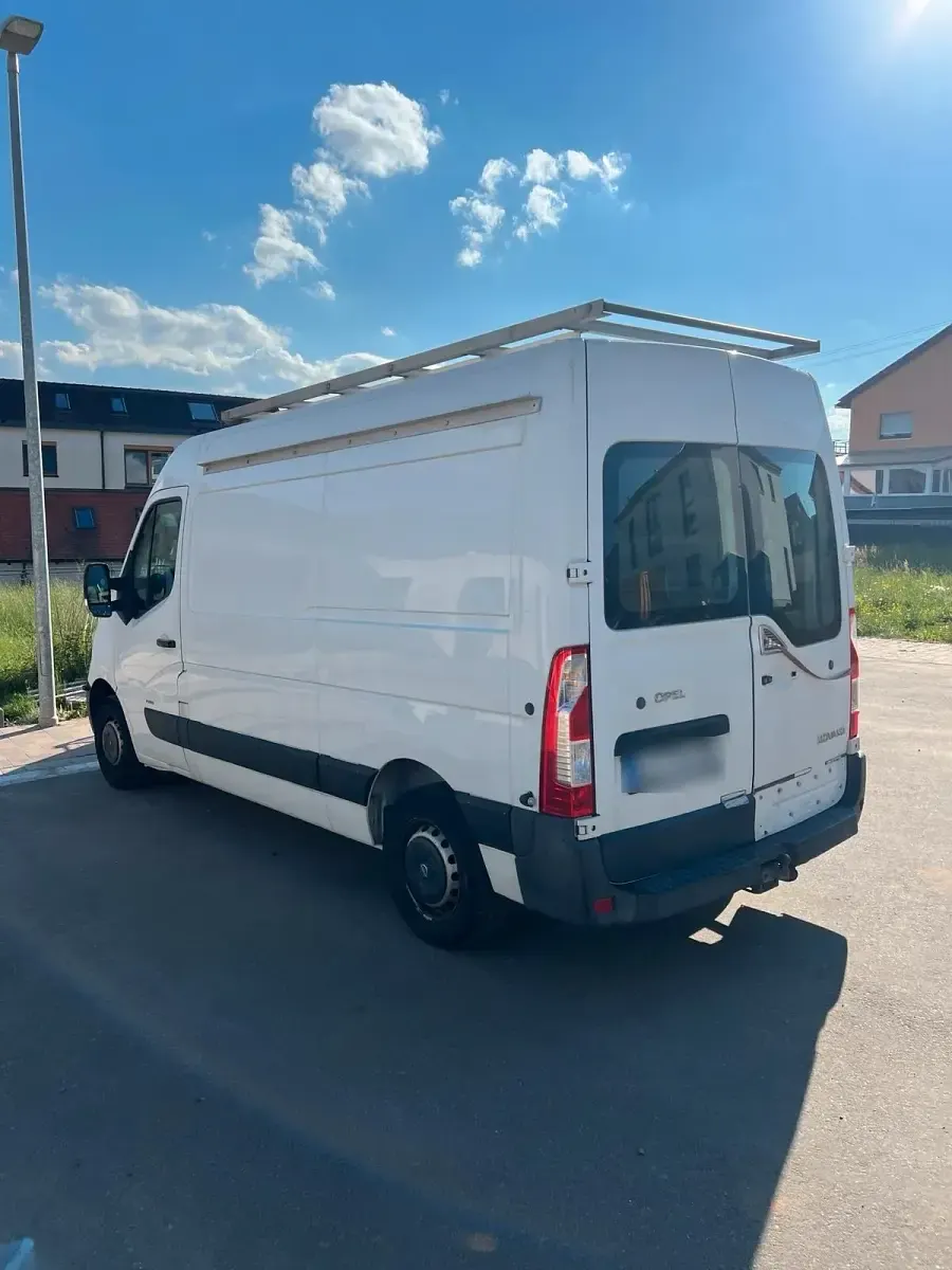 Gebraucht Opel Movano 145 PS (106 kW) 2011 Weiß Van / Kleinbus
