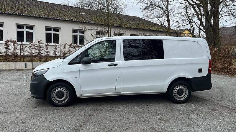 Gebraucht Mercedes Vito 102 PS (75 kW) 2021 Van