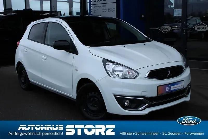 Weiß Gebraucht 2018 Mitsubishi Space Star Diamant Edition Kleinwagen | 7.990 € (Fairer Preis) - Bild 1/4