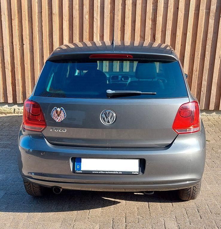 Gebraucht VW Polo Edition 90 PS (66 kW) 2012 Grau Kleinwagen