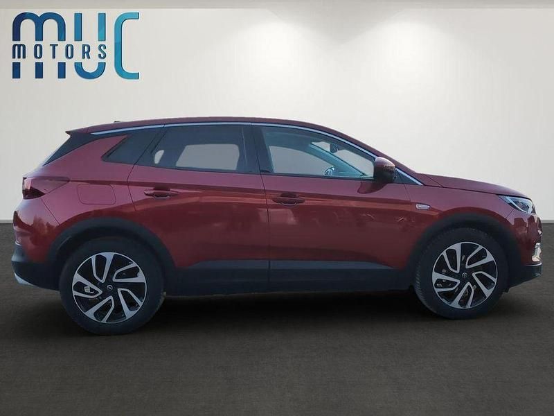 Gebraucht Opel Grandland X Innovation 120 PS (88 kW) 2017 Rot SUV