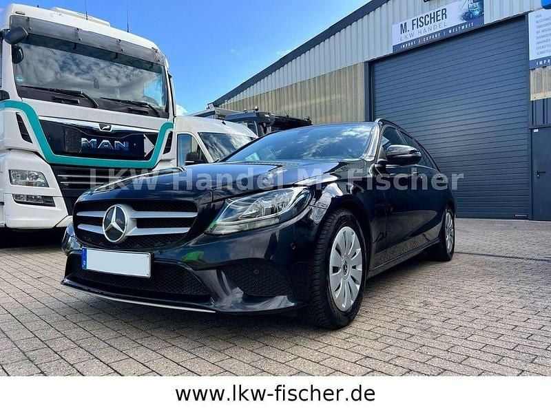 Schwarz Gebraucht 2018 Mercedes C180 Business Kombi | 11.980 € (Fairer Preis) - Bild 1/4