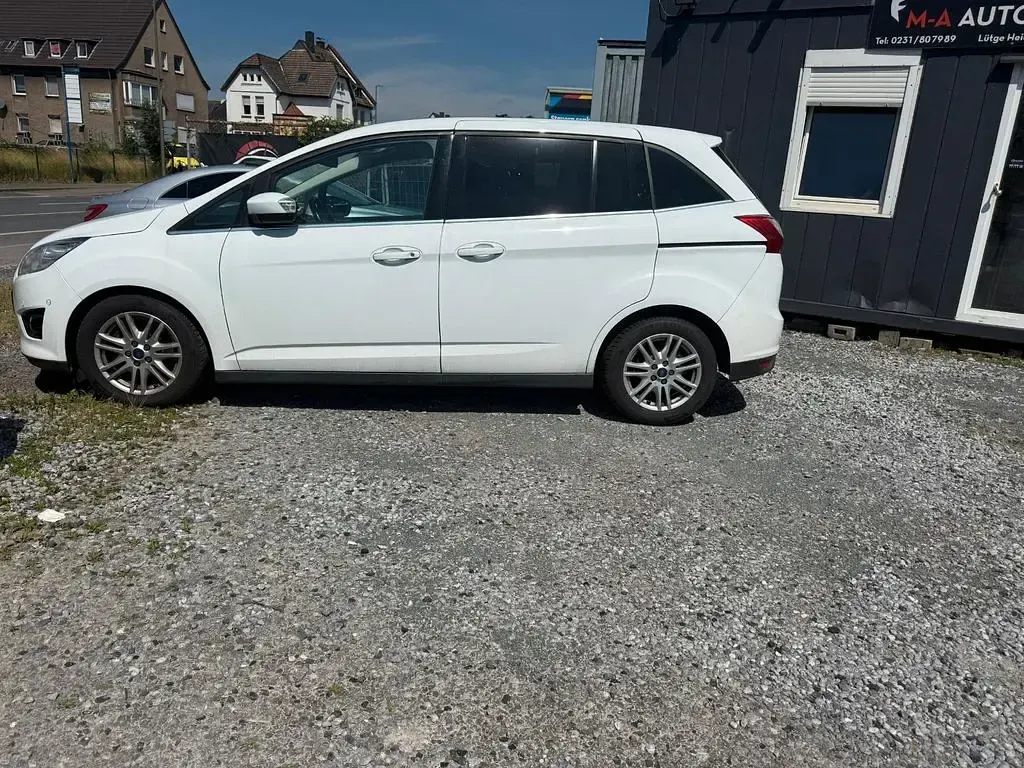 Gebraucht Ford Grand C-Max Titanium 140 PS (102 kW) 2014 Weiß Van / Kleinbus