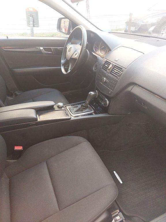 Gebraucht Mercedes C180 Elegance 156 PS (114 kW) 2008 Silber Limousine