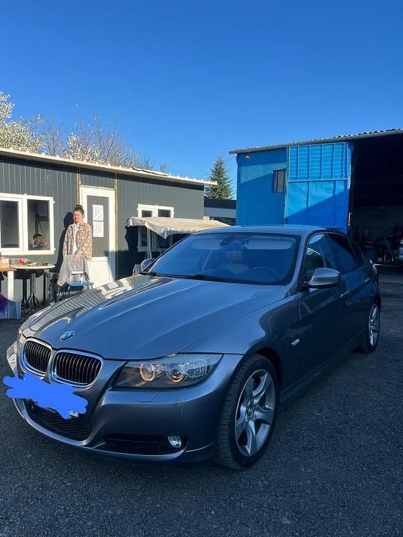 Gebraucht BMW 335 Exclusive 306 PS (225 kW) 2010 Grau Limousine