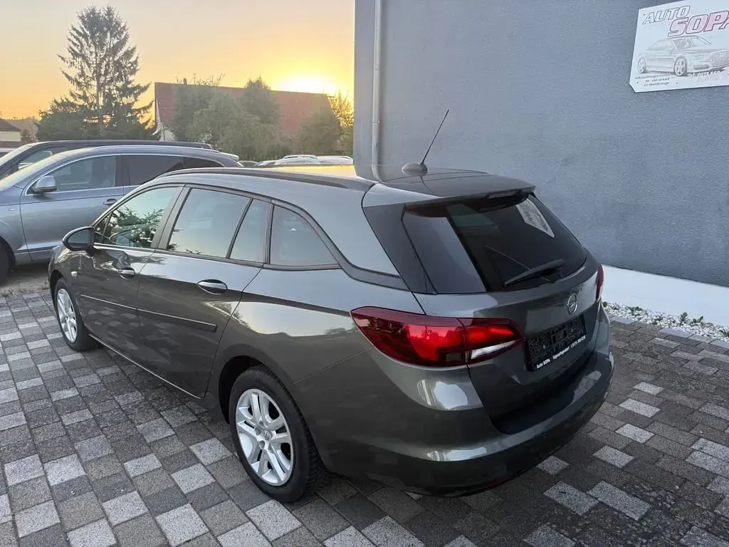 Gebraucht Opel Astra Edition 122 PS (89 kW) 2020 Grau Kombi