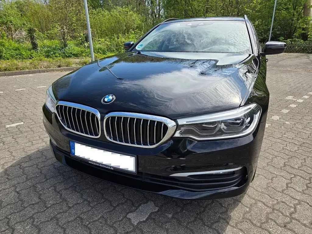 Gebraucht BMW 520 Performance 190 PS (139 kW) 2018 Schwarz Kombi