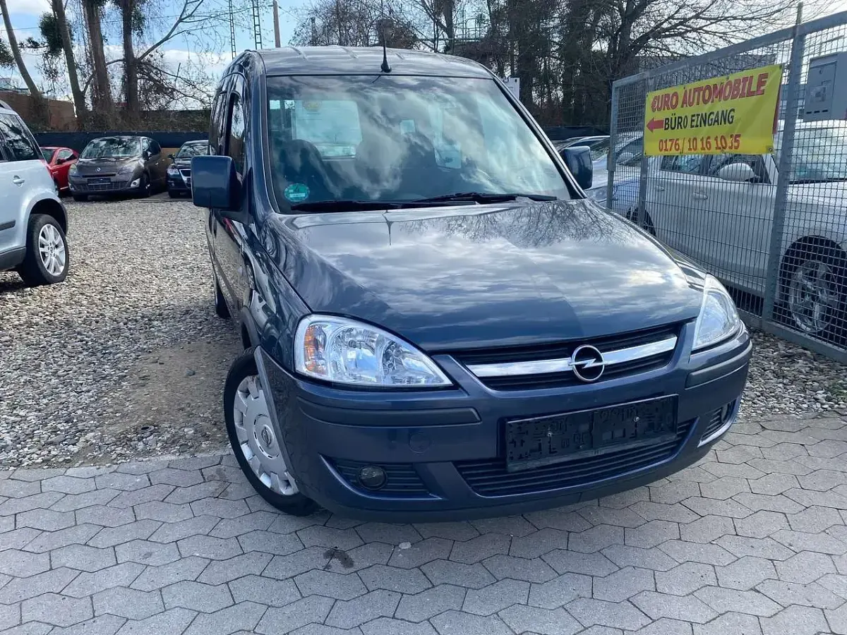 Gebraucht Opel Combo Edition 94 PS (69 kW) 2007 Metro m2 Van / Kleinbus