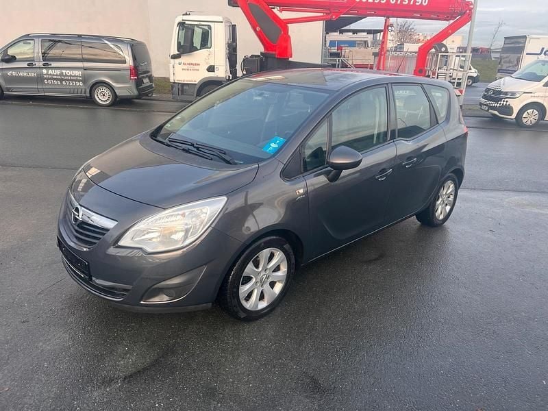 Grau Gebraucht 2013 Opel Meriva Van / Kleinbus | 4.999 € (Fairer Preis) - Bild 1/4