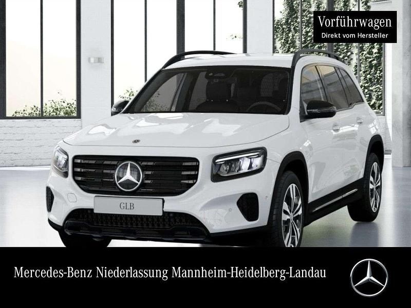 Weiß Gebraucht 2025 Mercedes GLB200 Progressive SUV | 44.490 € (Fairer Preis) - Bild 1/3
