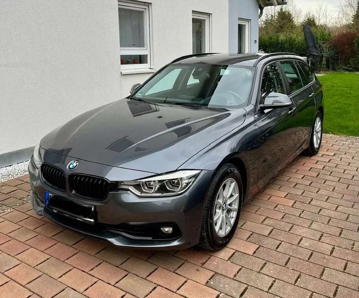 Gebraucht BMW 320 Efficient Dynamics 190 PS (139 kW) 2017 Grau Kombi
