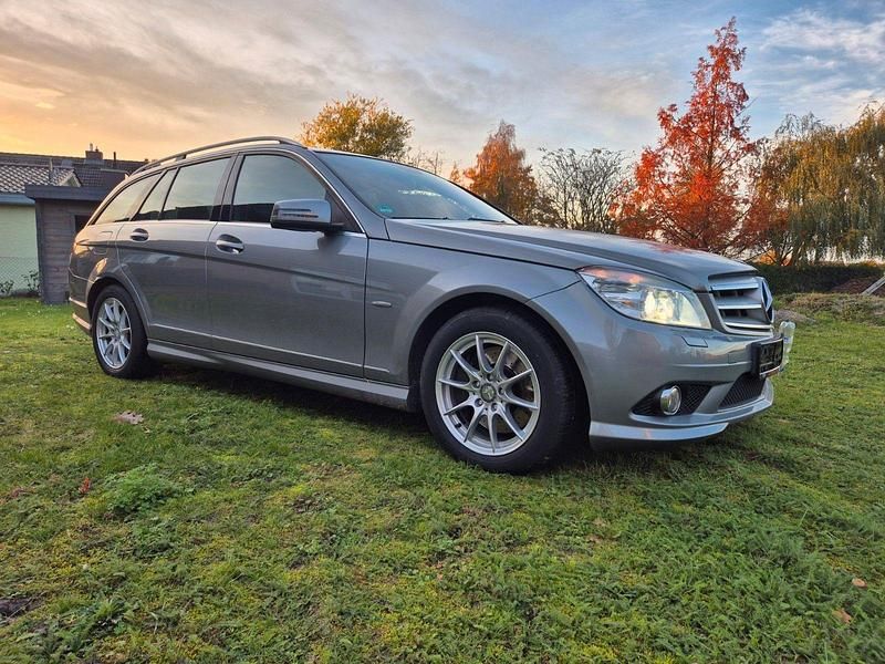 Grau Gebraucht 2008 Mercedes C280 Avantgarde Kombi | 6.500 € (Fairer Preis) - Bild 1/4