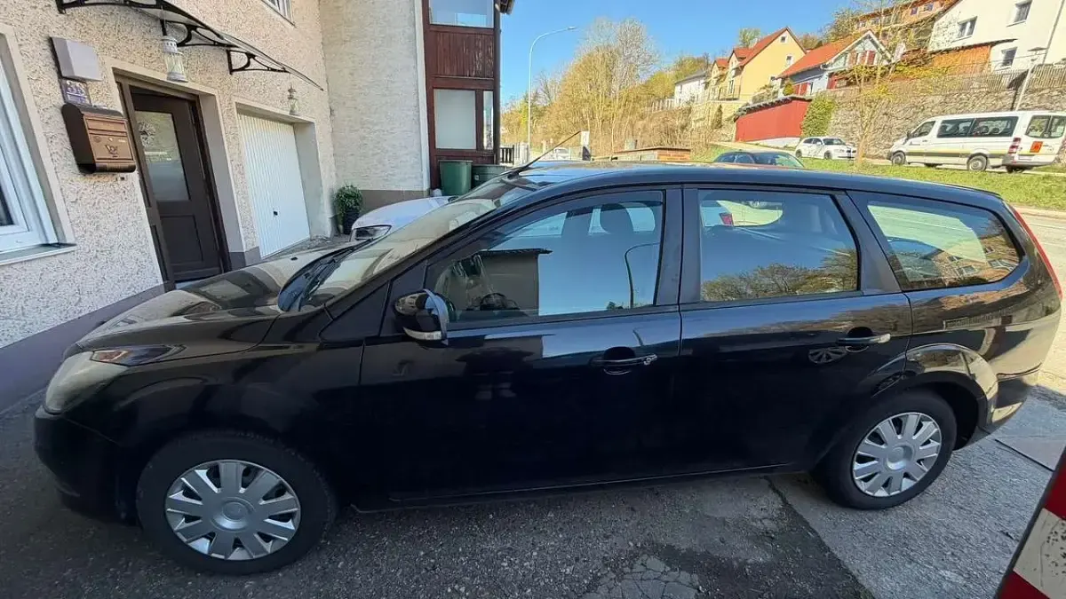 Gebraucht Ford Focus Ambiente 109 PS (80 kW) 2008 Kombi