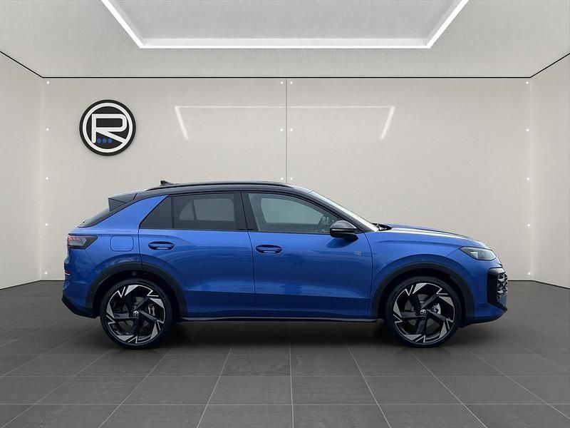 Neu VW T-Roc R-line 150 PS (110 kW) 2026 Blau SUV