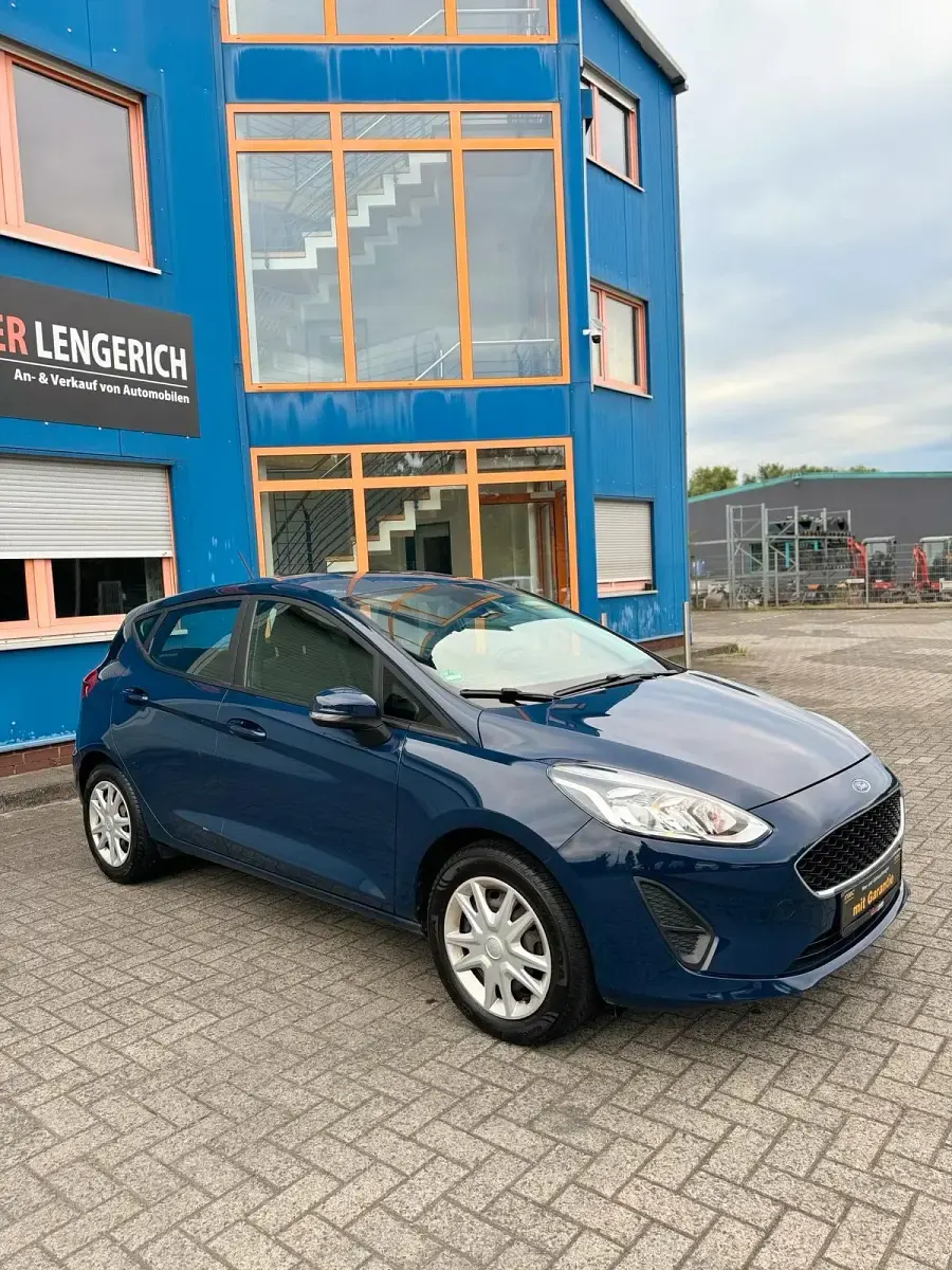 Gebraucht Ford Fiesta Trend 71 PS (52 kW) 2019 Blau Kleinwagen