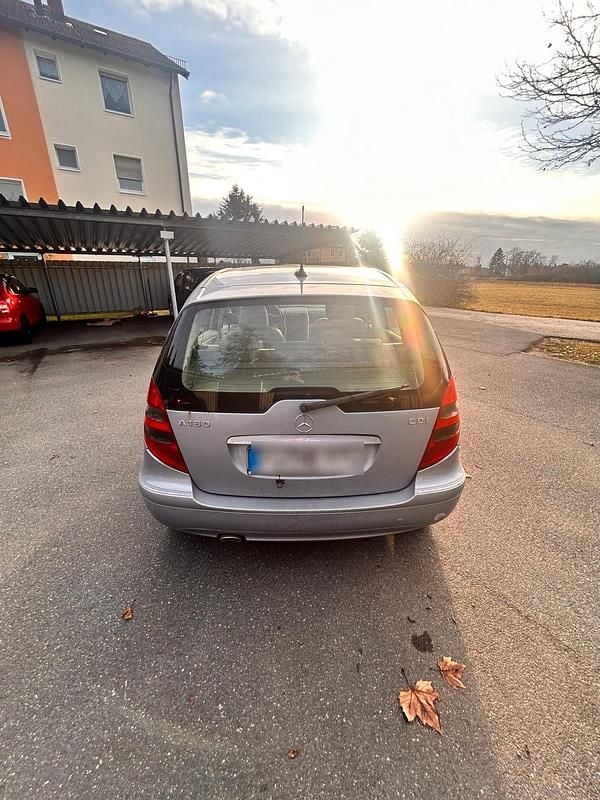 Gebraucht Mercedes A180 109 PS (80 kW) 2007 Blau Van / Kleinbus