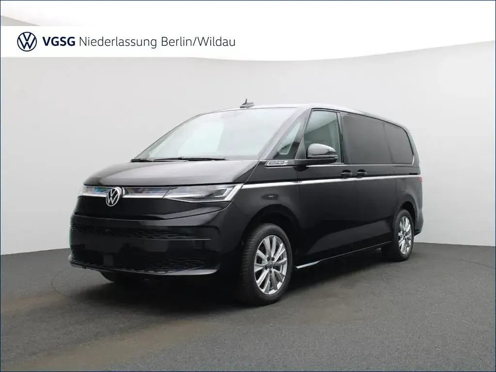 Używany VW Multivan Style 150 KM (110 kW) 2025 Czarny Minivan