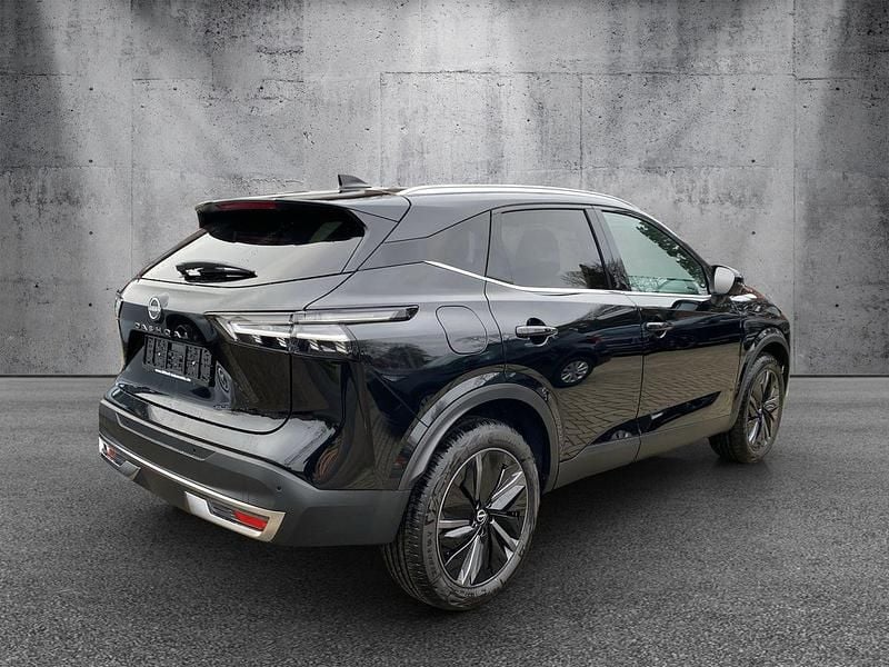 Neu Nissan Qashqai Tekna 158 PS (116 kW) 2025 Schwarz SUV