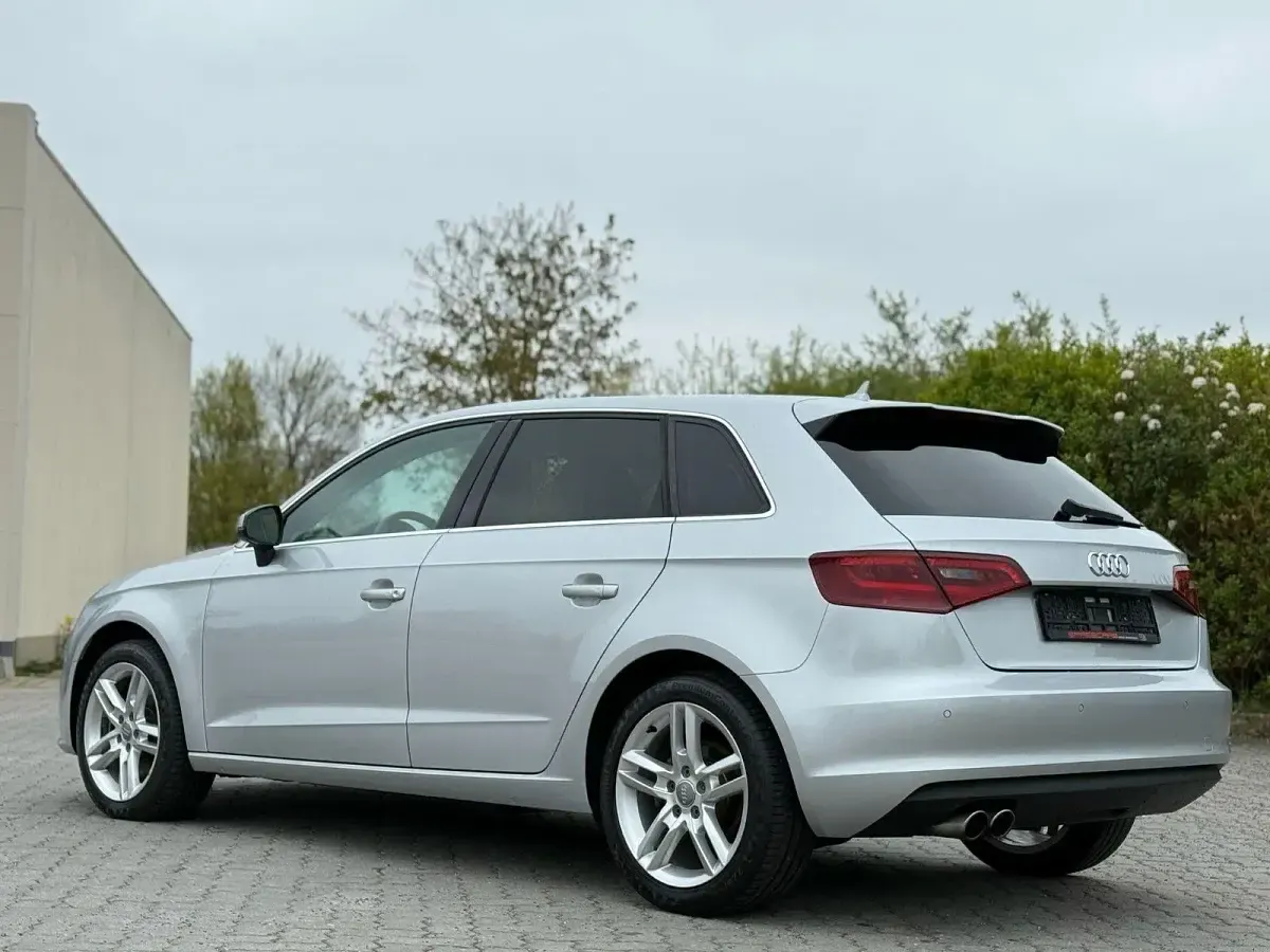 Gebraucht Audi A3 Ambiente 179 PS (131 kW) 2014 Silber Limousine