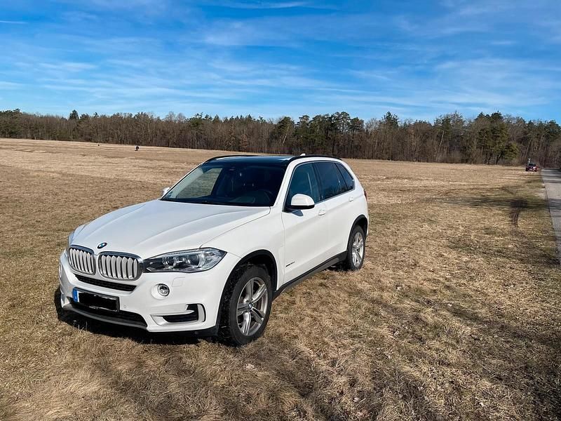 Gebraucht BMW X5 258 PS (189 kW) 2015 Weiß SUV