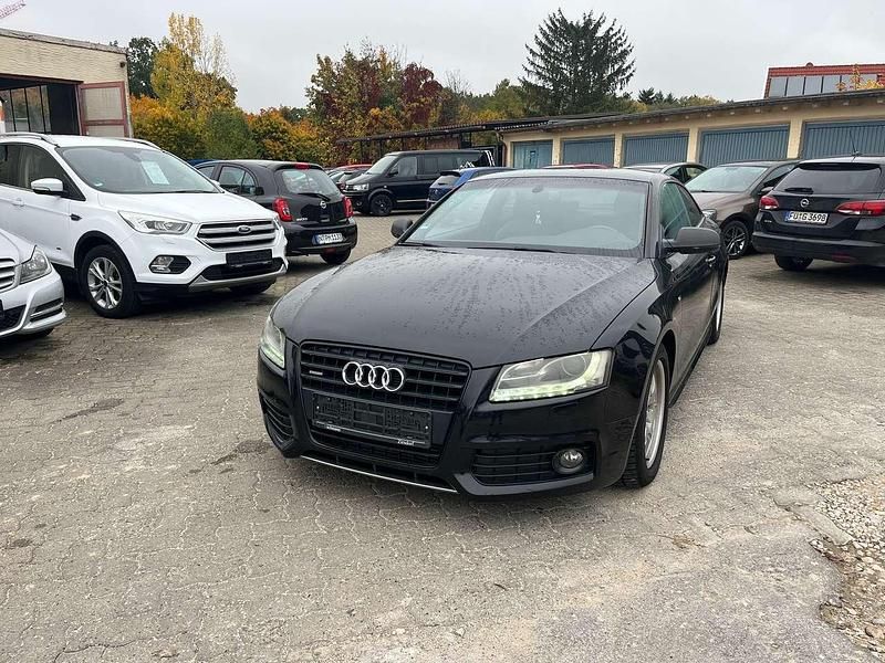 Phantomschwarz perleffekt Gebraucht 2011 Audi A5 Coupé | 12.350 € (Fairer Preis) - Bild 1/4