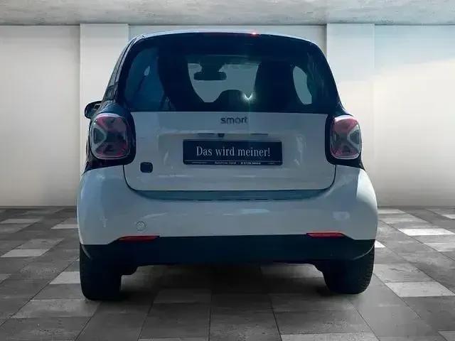 Gebraucht Smart ForTwo Electric Drive 60 kW (82 PS) 2021 Weiß Coupé