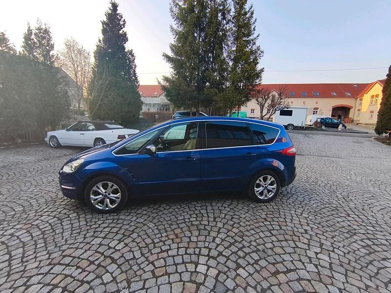 Gebraucht Ford S-MAX S 163 PS (119 kW) 2014 Blau Van / Kleinbus