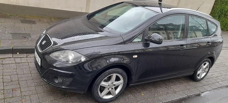 Gebraucht Seat Altea XL 105 PS (77 kW) 2012 Schwarz Van / Kleinbus