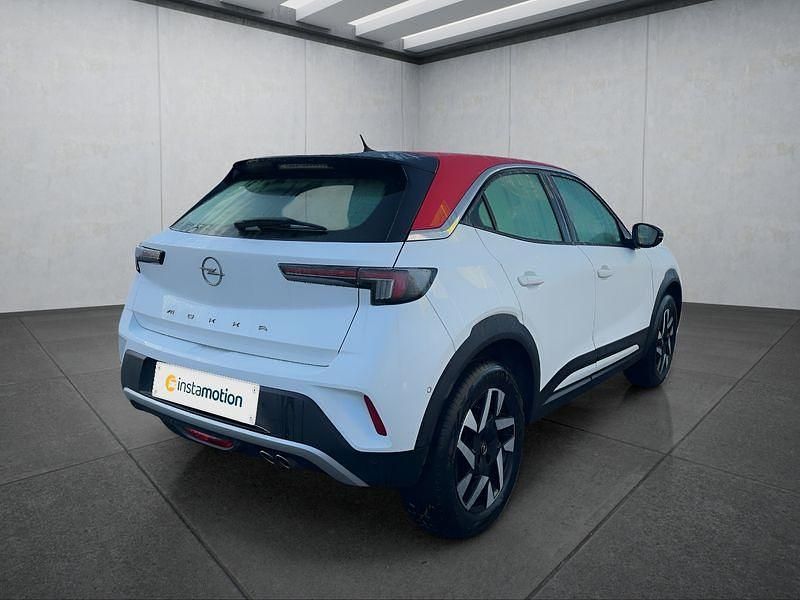 Używany Opel Mokka 131 KM (96 kW) 2022 Biały SUV