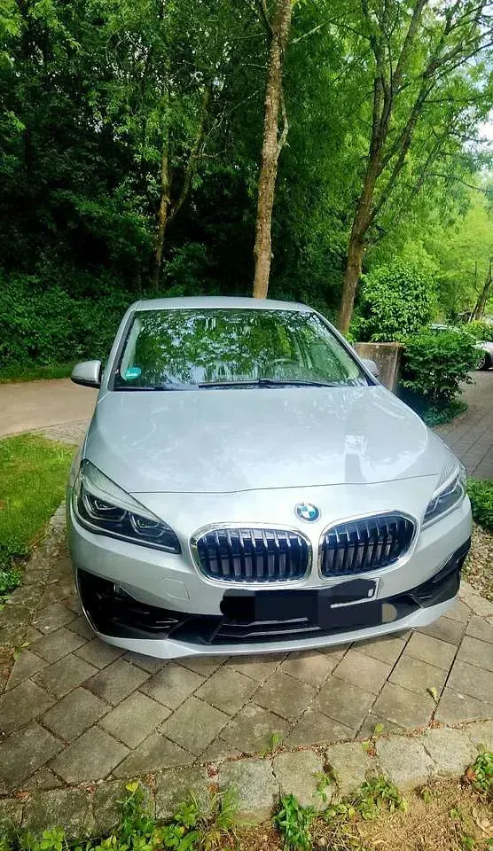 Gebraucht BMW 220 Active Tourer Sport Line 192 PS (141 kW) 2020 Grau Van / Kleinbus