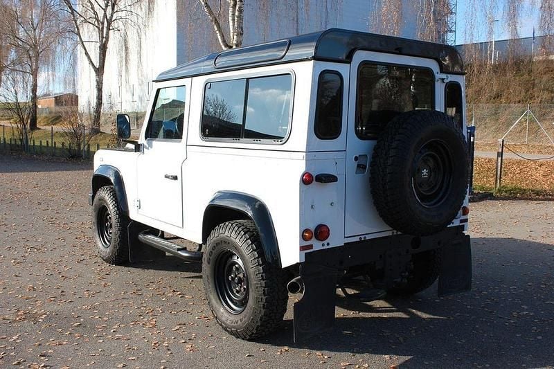 Gebraucht Land Rover Defender 122 PS (89 kW) 2015 Weiß SUV
