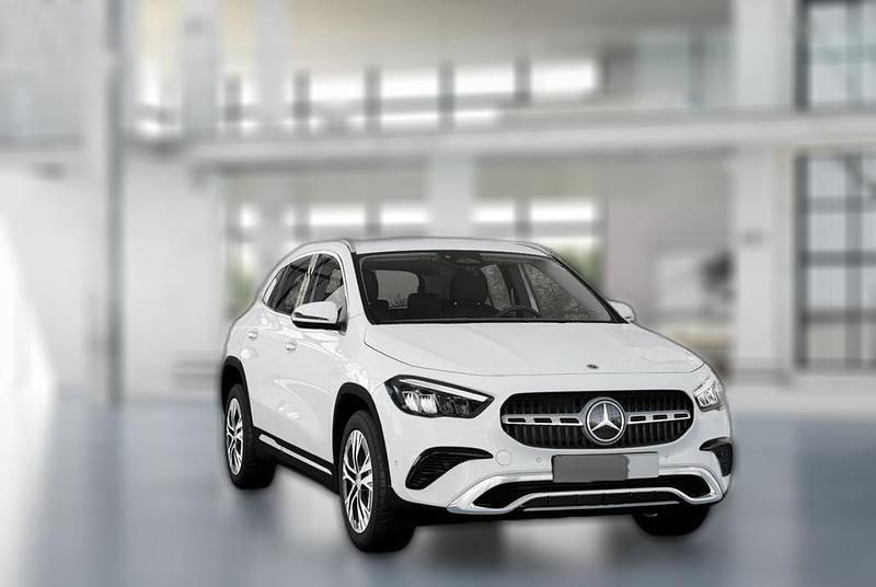 Gebraucht Mercedes GLA180 Advanced Plus 150 PS (110 kW) 2024 Weiß SUV