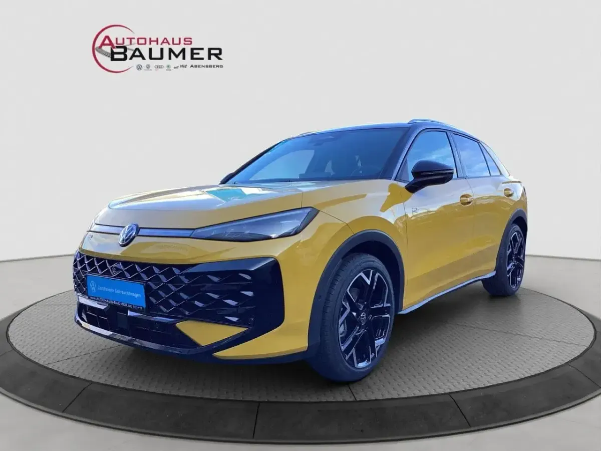 Neu VW T-Roc R-line 150 PS (110 kW) 2026 Gelbgelb SUV