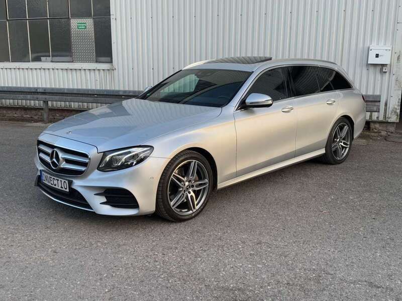 Iridiumsilber metalliclack Gebraucht 2016 Mercedes E220 AMG line Kombi | 24.650 € (Teuer) - Bild 1/4