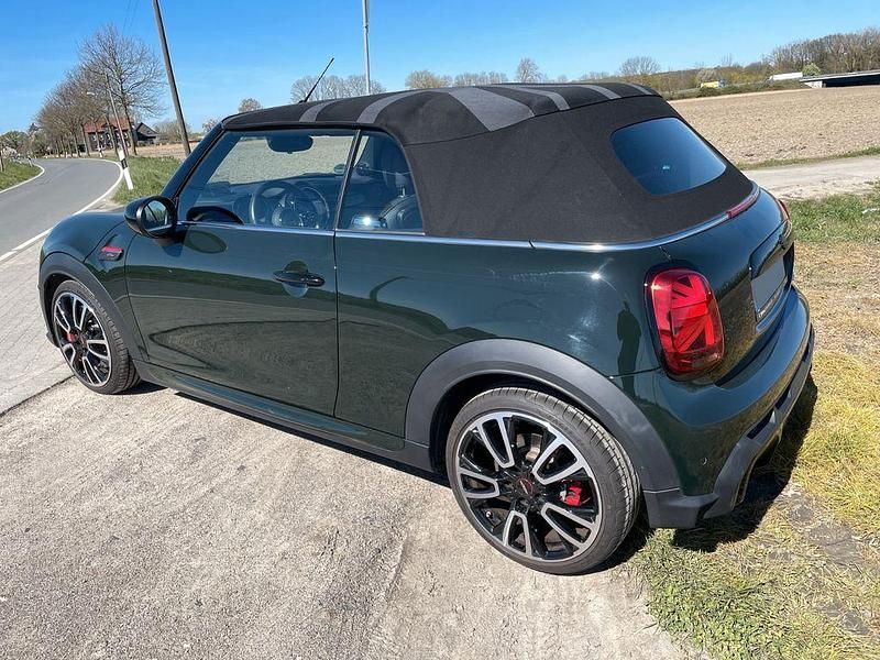 Gebraucht Mini John Cooper Works Cabriolet 231 PS (169 kW) 2021 Grün Cabrio