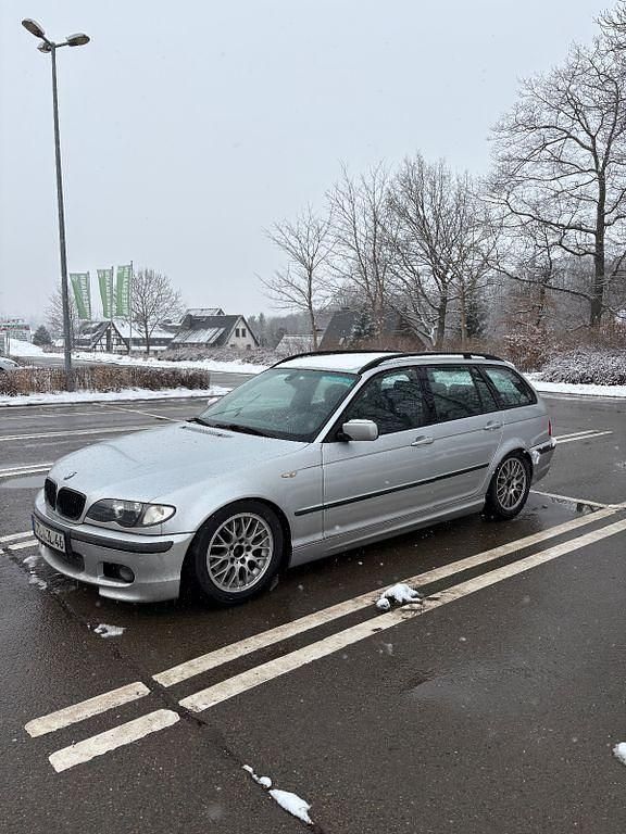 Gebraucht BMW 325 Performance 192 PS (141 kW) 2002 Silber Kombi