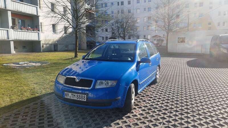 Blau Gebraucht 2003 Skoda Fabia Comfort Kombi | 1.600 € (Guter Preis) - Bild 1/4
