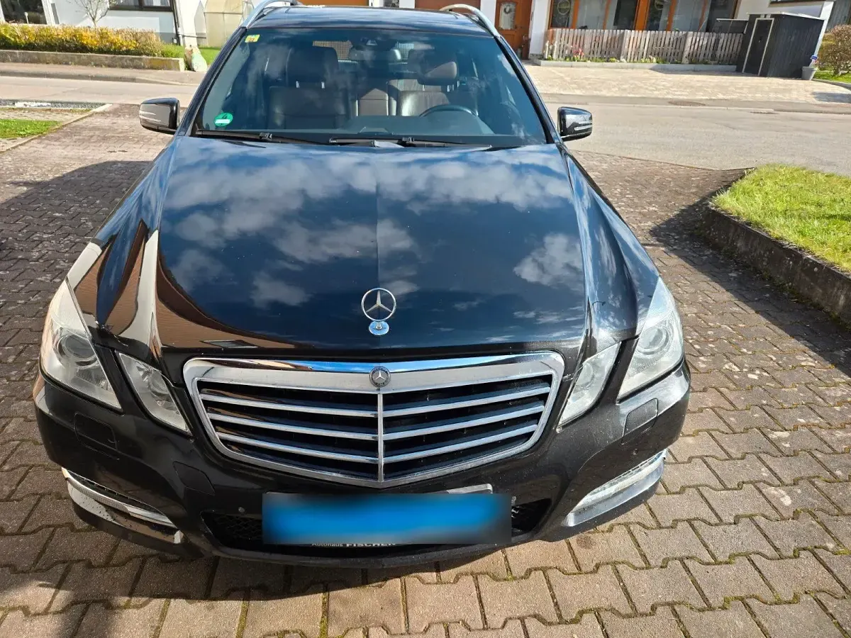 Gebraucht Mercedes E350 Avantgarde 265 PS (194 kW) 2010 Kombi