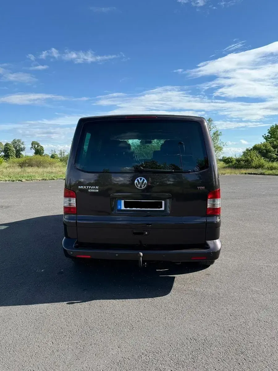 Gebraucht VW T5 Edition 174 PS (127 kW) 2005 Braun Van