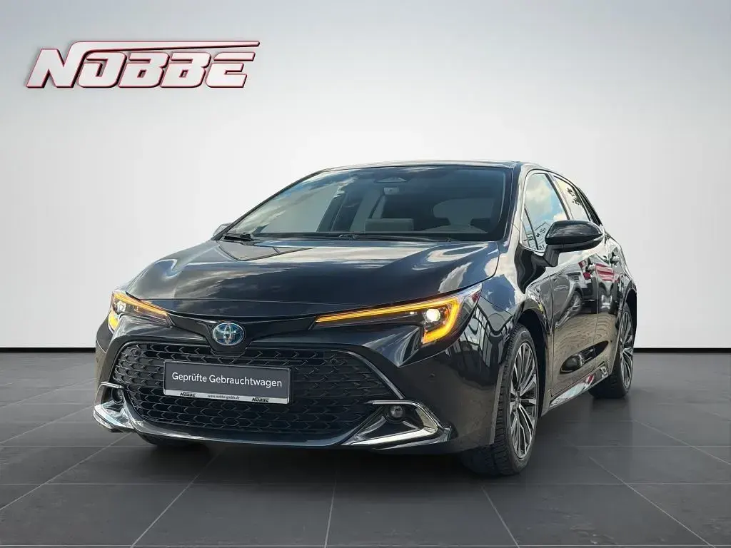 Gebraucht Toyota Corolla Team 140 PS (102 kW) 2024 Limousine