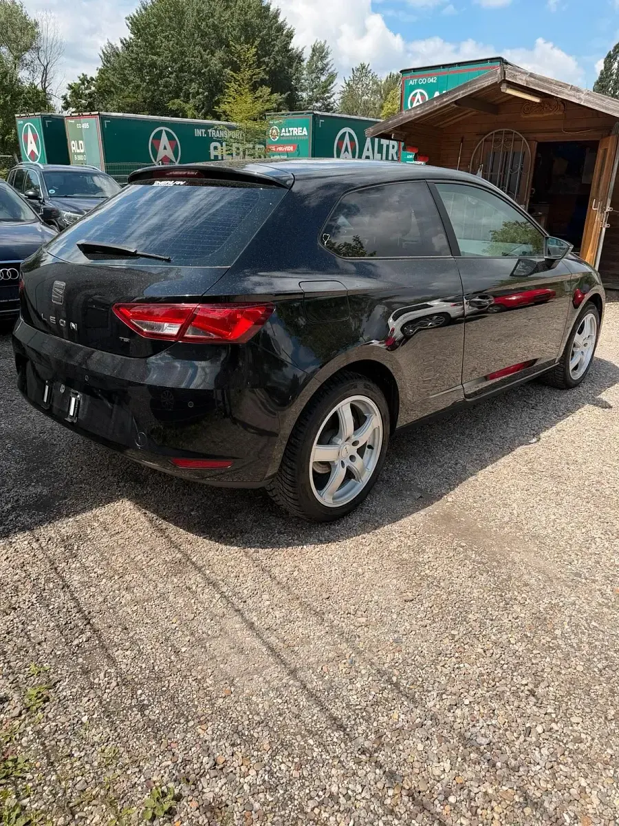 Gebraucht Seat Leon 110 PS (80 kW) 2013 Schwarz Coupé