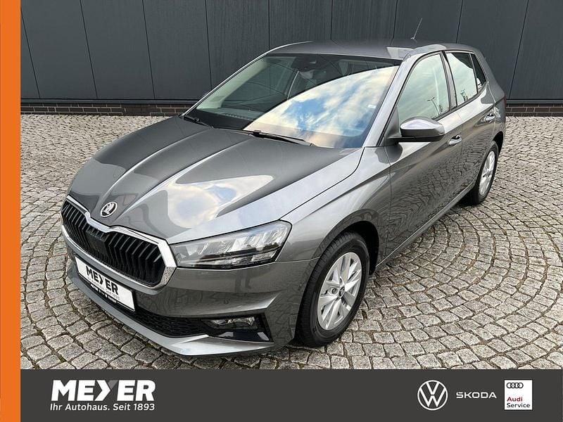 Graphite grau metallic Neu 2025 Skoda Fabia Selection Limousine | 21.890 € (Guter Preis) - Bild 1/4