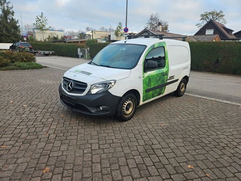 Weiß Gebraucht 2017 Mercedes Citan 109 Van / Kleinbus | 4.700 € (Superpreis) - Bild 1/4