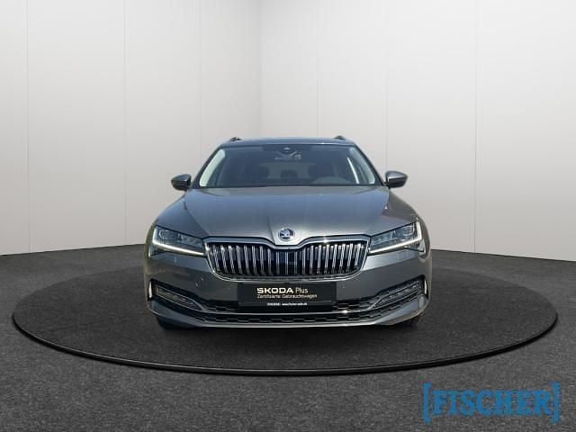 Gebraucht Skoda Superb Style 150 PS (110 kW) 2024 Grau Kombi