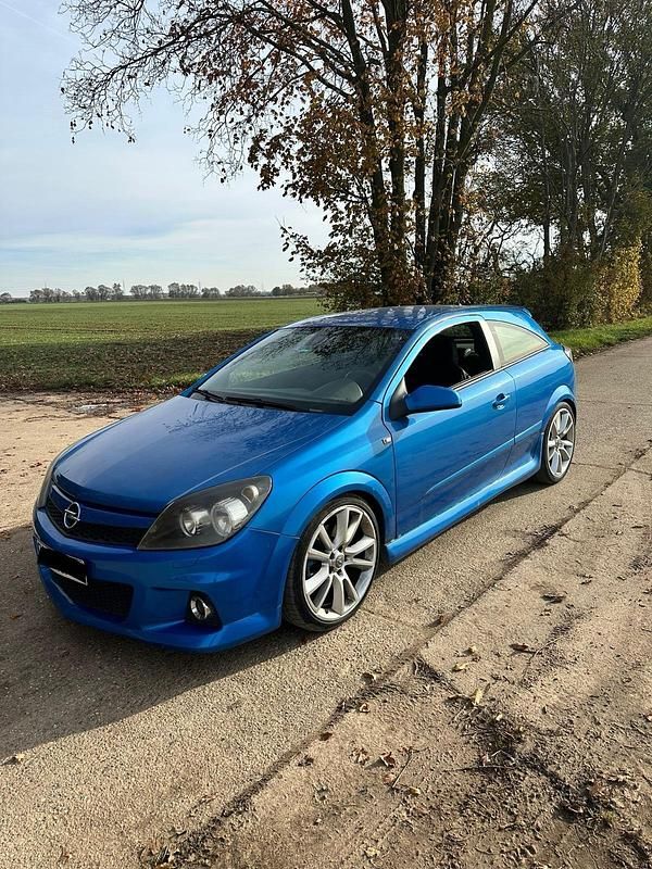 Blau Gebraucht 2005 Opel Astra OPC Coupé | 3.999 € - Bild 1/4