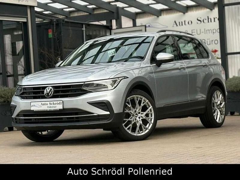 Silber Gebraucht 2022 VW Tiguan Life SUV | 26.980 € (Superpreis) - Bild 1/4