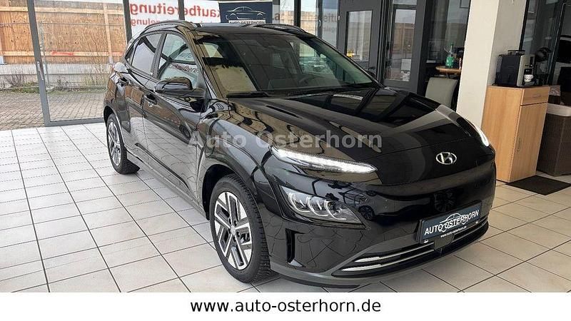 Phantom black metallic Gebraucht 2021 Hyundai Kona Trend SUV | 16.480 € (Guter Preis) - Bild 1/4