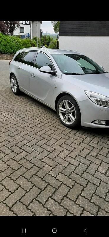 Gebraucht Opel Insignia 135 PS (99 kW) 2011 Silber Kombi